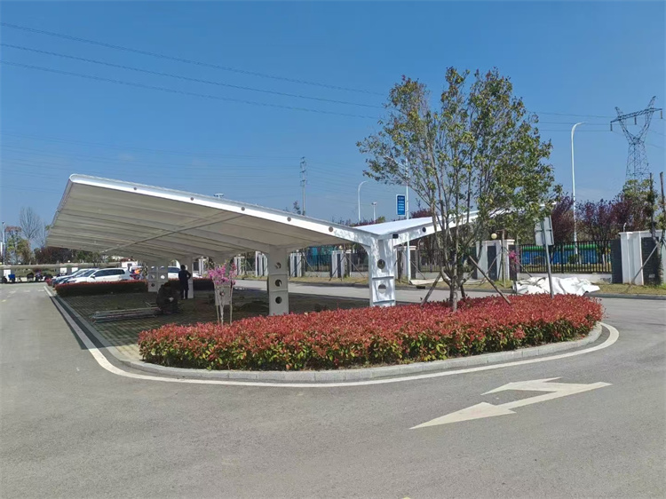 膜结构停车棚
