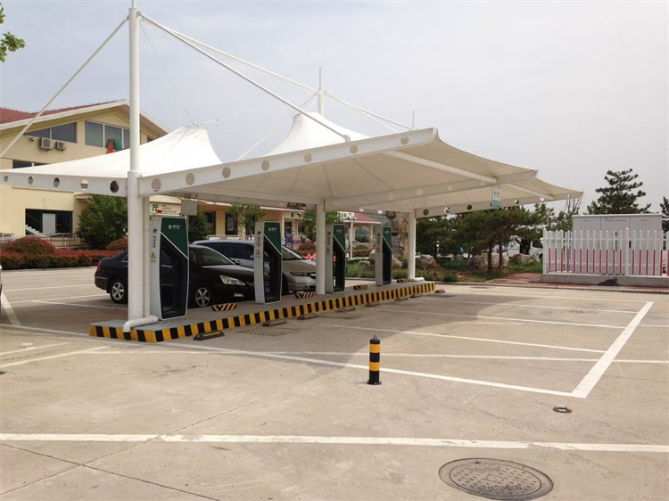 膜结构停车棚